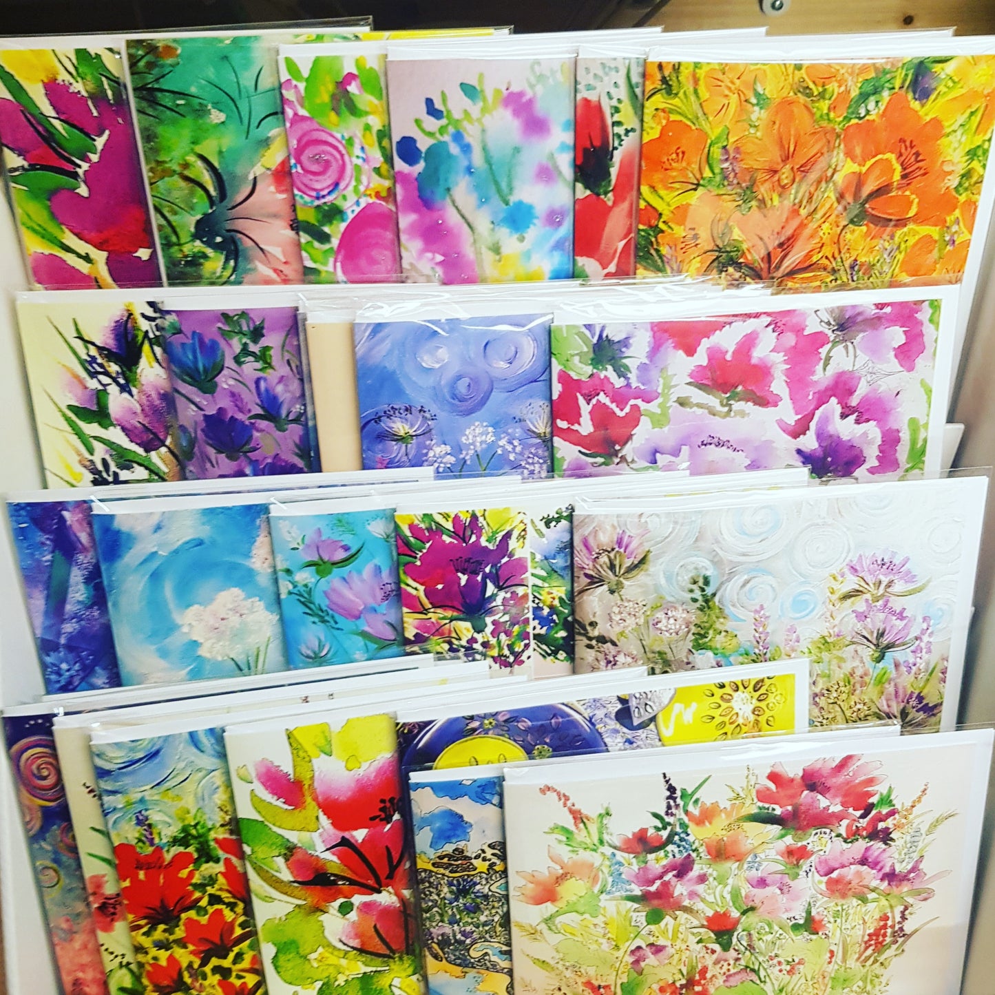 Set of 8 Mixed Floral Greetings Cards